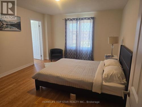 220 Warden Street, Clearview (Stayner), ON - Indoor Photo Showing Bedroom