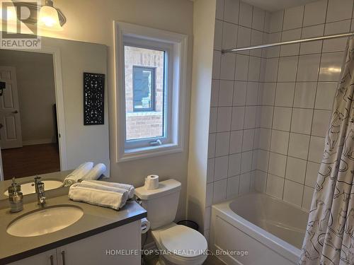 220 Warden Street, Clearview (Stayner), ON - Indoor Photo Showing Bathroom