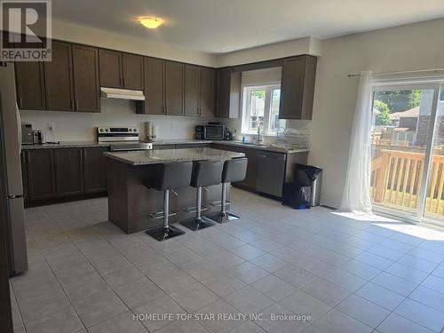 220 Warden Street, Clearview (Stayner), ON - Indoor Photo Showing Kitchen