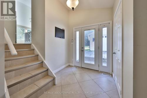 240 Tweedsdale Crescent, Oakville, ON - Indoor Photo Showing Other Room