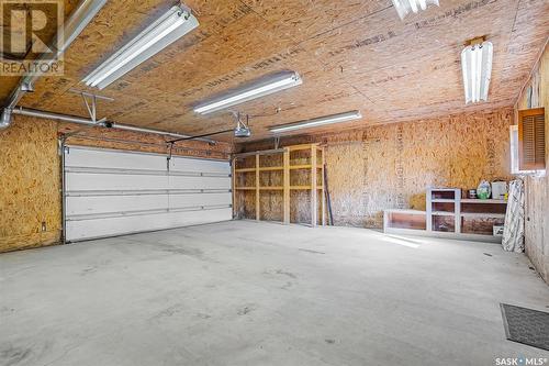 45 Moncton Place, Saskatoon, SK - Indoor Photo Showing Garage