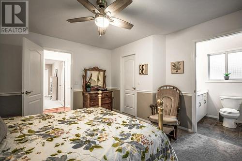 373 Rio Drive S, Kelowna, BC - Indoor Photo Showing Bedroom