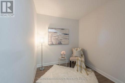 808 - 2910 Highway 7 Road W, Vaughan, ON - Indoor