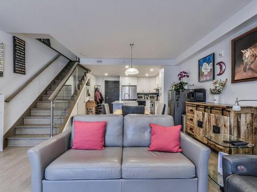 Salon - 109-6750 Rue Sherbrooke E., Montréal (Mercier/Hochelaga-Maisonneuve), QC - Indoor Photo Showing Living Room