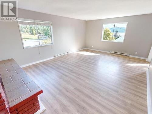 2135 Palmer Road, Powell River, BC - Indoor