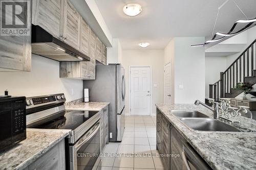 55 Ever Sweet Way, Thorold, ON - Indoor Photo Showing Kitchen With Double Sink