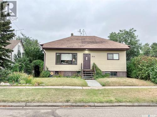 218 Simpson Street, Outlook, SK - Outdoor