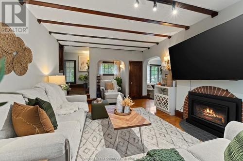 450 Matthew Brady, Windsor, ON - Indoor Photo Showing Living Room With Fireplace