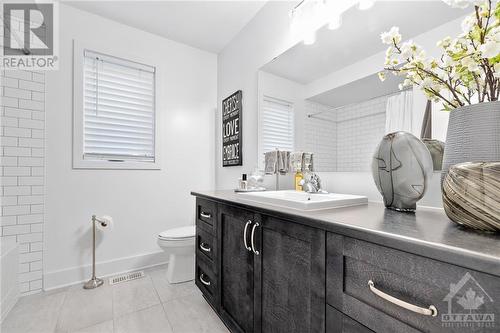 519 Newburgh Place, Ottawa, ON - Indoor Photo Showing Bathroom