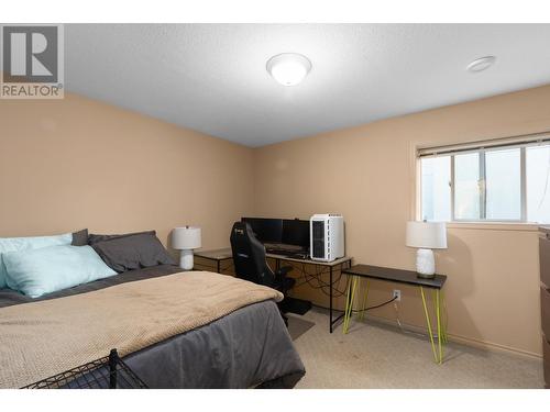 2135 Chilanko Court, Kelowna, BC - Indoor Photo Showing Bedroom