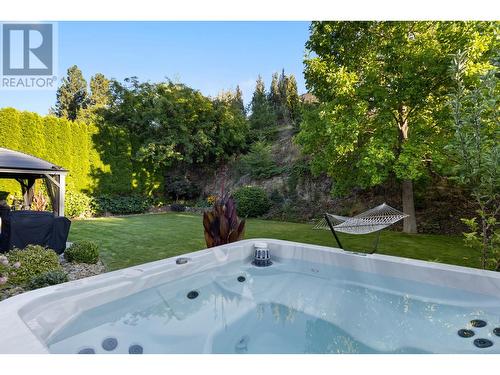 2135 Chilanko Court, Kelowna, BC - Outdoor With Deck Patio Veranda With Backyard