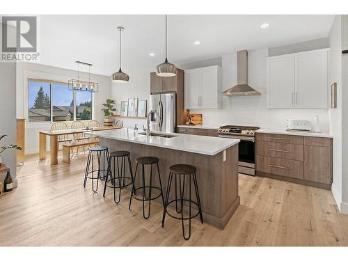 2575 Eagle Ridge Drive, West Kelowna, BC - Indoor Photo Showing Kitchen With Stainless Steel Kitchen With Upgraded Kitchen