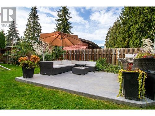 1766 Biatecki Road, Revelstoke, BC - Outdoor