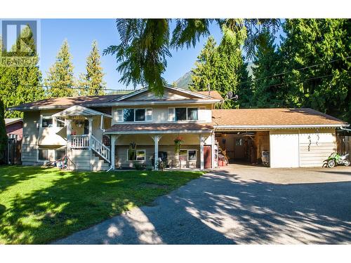 1766 Biatecki Road, Revelstoke, BC - Outdoor With Deck Patio Veranda With Facade