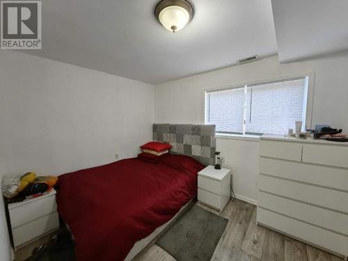 4279 Joyce Ave, Powell River, BC - Indoor Photo Showing Bedroom