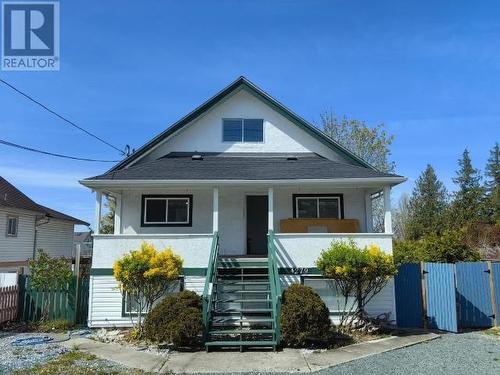 4279 Joyce Ave, Powell River, BC - Outdoor With Deck Patio Veranda