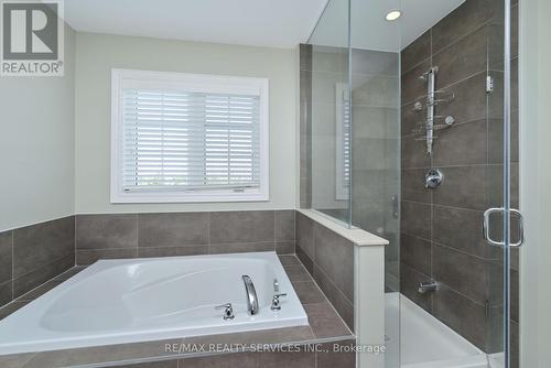 5 Alister Drive, Brampton (Credit Valley), ON - Indoor Photo Showing Bathroom