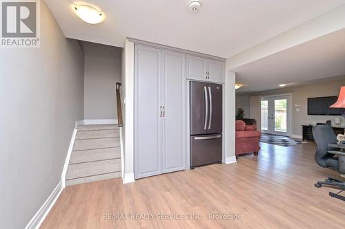 5 Alister Drive, Brampton, ON - Indoor