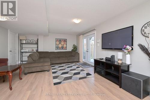 5 Alister Drive, Brampton, ON - Indoor Photo Showing Living Room