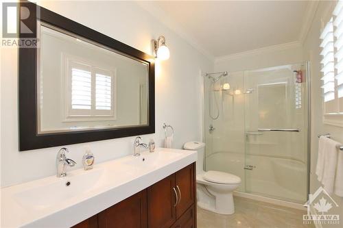 6528 Tooney Drive, Ottawa, ON - Indoor Photo Showing Bathroom