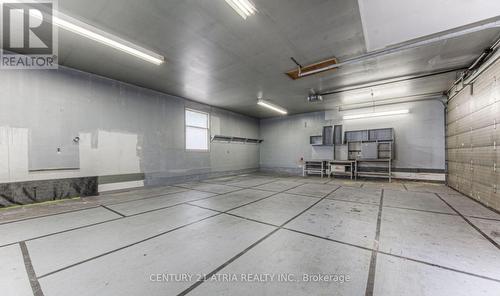 157 Schweitzer Street, Kitchener, ON - Indoor Photo Showing Garage