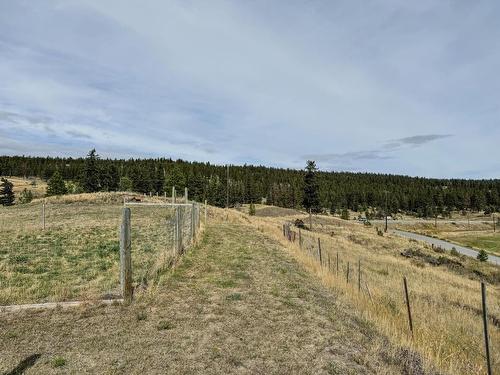 7520 West Subdivision Road, Clinton, BC - Outdoor With View