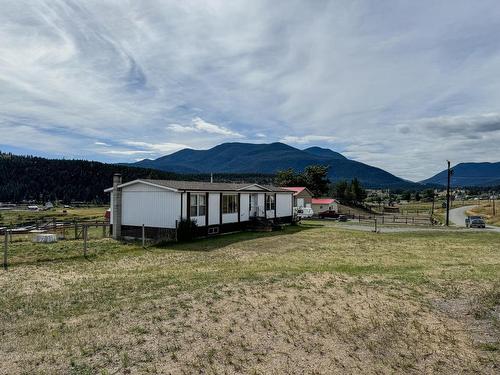 7520 West Subdivision Road, Clinton, BC - Outdoor With View