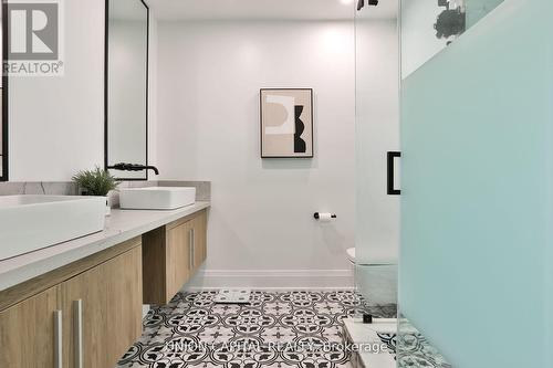 22 Mcarthur Street, Toronto (Kingsview Village-The Westway), ON - Indoor Photo Showing Bathroom