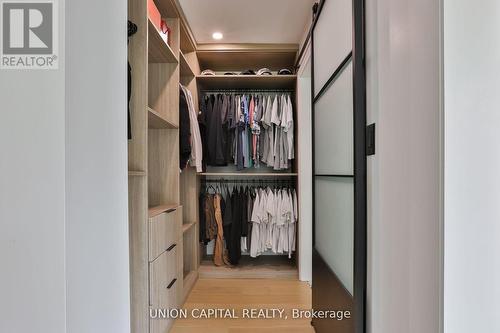 22 Mcarthur Street, Toronto, ON - Indoor