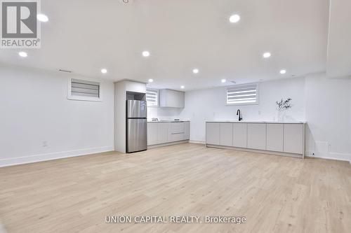 22 Mcarthur Street, Toronto, ON - Indoor