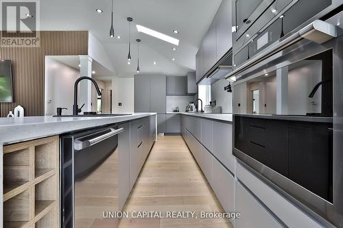 22 Mcarthur Street, Toronto, ON - Indoor Photo Showing Kitchen With Upgraded Kitchen