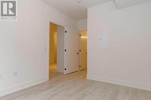 519 - 2450 Old Bronte Road, Oakville, ON - Indoor Photo Showing Other Room