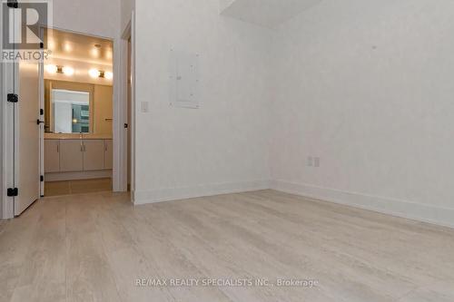 519 - 2450 Old Bronte Road, Oakville, ON - Indoor Photo Showing Other Room