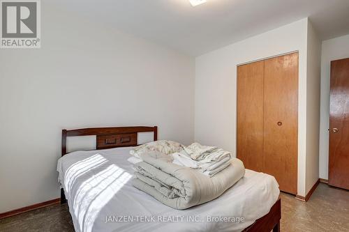 34 Parkview Heights, Aylmer (Ay), ON - Indoor Photo Showing Bedroom