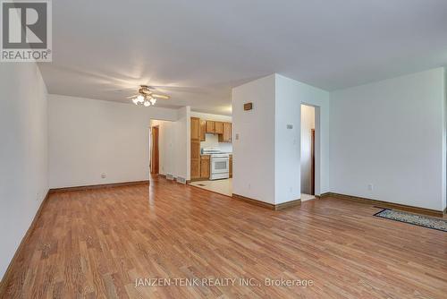 34 Parkview Heights, Aylmer (Ay), ON - Indoor Photo Showing Other Room