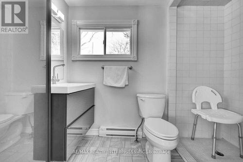 1271 Lorne Park Road, Mississauga, ON - Indoor Photo Showing Bathroom