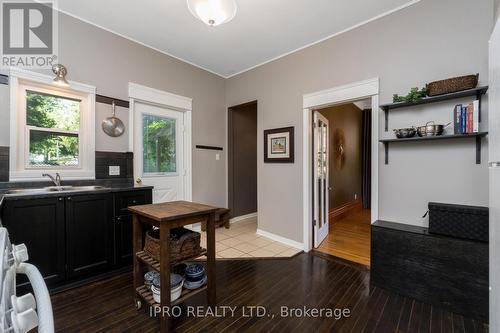 36 First Street, Orangeville, ON - Indoor