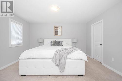 80 Pagebrook Crescent, Hamilton (Stoney Creek Mountain), ON - Indoor Photo Showing Bedroom