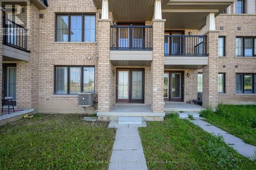 80 Pagebrook Crescent, Hamilton (Stoney Creek Mountain), ON - Outdoor With Balcony With Facade