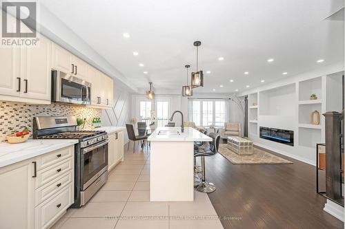 80 Pagebrook Crescent, Hamilton (Stoney Creek Mountain), ON - Indoor Photo Showing Kitchen With Upgraded Kitchen