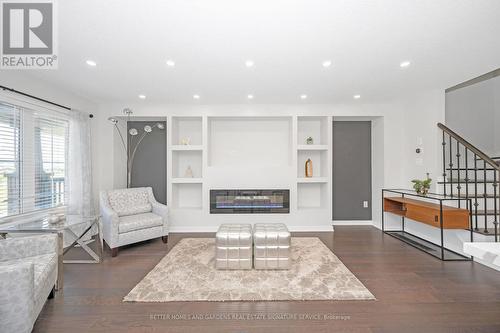 80 Pagebrook Crescent, Hamilton (Stoney Creek Mountain), ON - Indoor Photo Showing Living Room