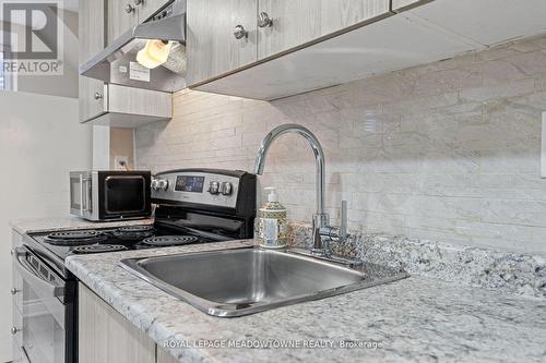 Bsmt - 30 Iguana Trail, Brampton, ON - Indoor Photo Showing Kitchen