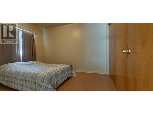 1956 Mackenzie Highway, Hagensborg, BC - Indoor Photo Showing Bedroom