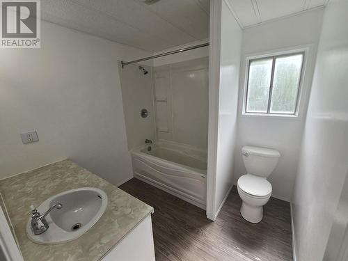 10 1753 Kenworth Street, Terrace, BC - Indoor Photo Showing Bathroom