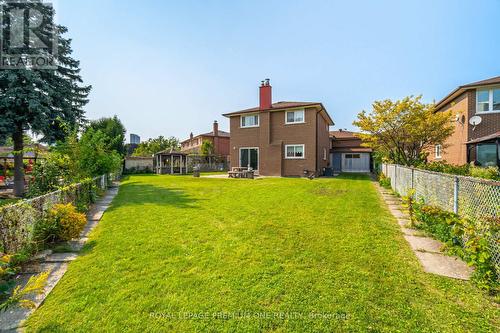 51 Pindar Crescent, Toronto (Pleasant View), ON - Outdoor With Backyard