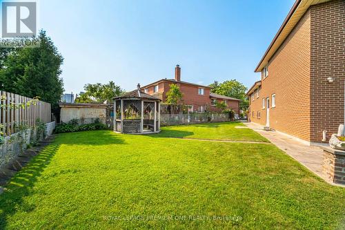 51 Pindar Crescent, Toronto (Pleasant View), ON - Outdoor With Backyard