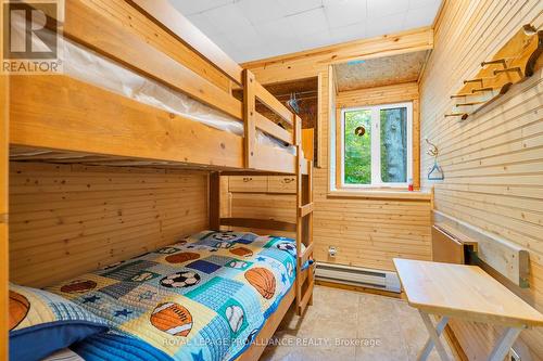 174 Cottage Lane, Tweed, ON - Indoor Photo Showing Bedroom