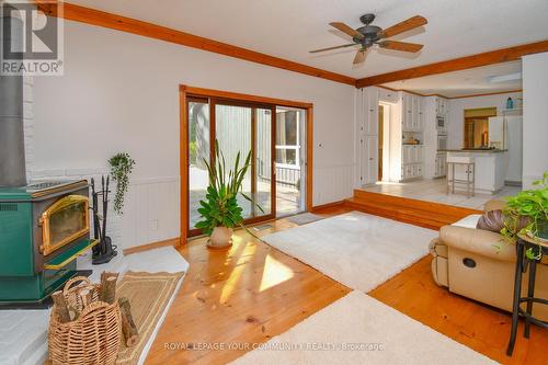 527 Big Bay Point Road, Innisfil, ON - Indoor Photo Showing Living Room With Fireplace