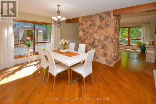 527 Big Bay Point Road, Innisfil, ON - Indoor Photo Showing Dining Room