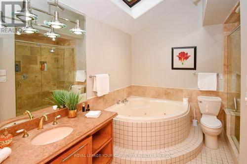 527 Big Bay Point Road, Innisfil, ON - Indoor Photo Showing Bathroom